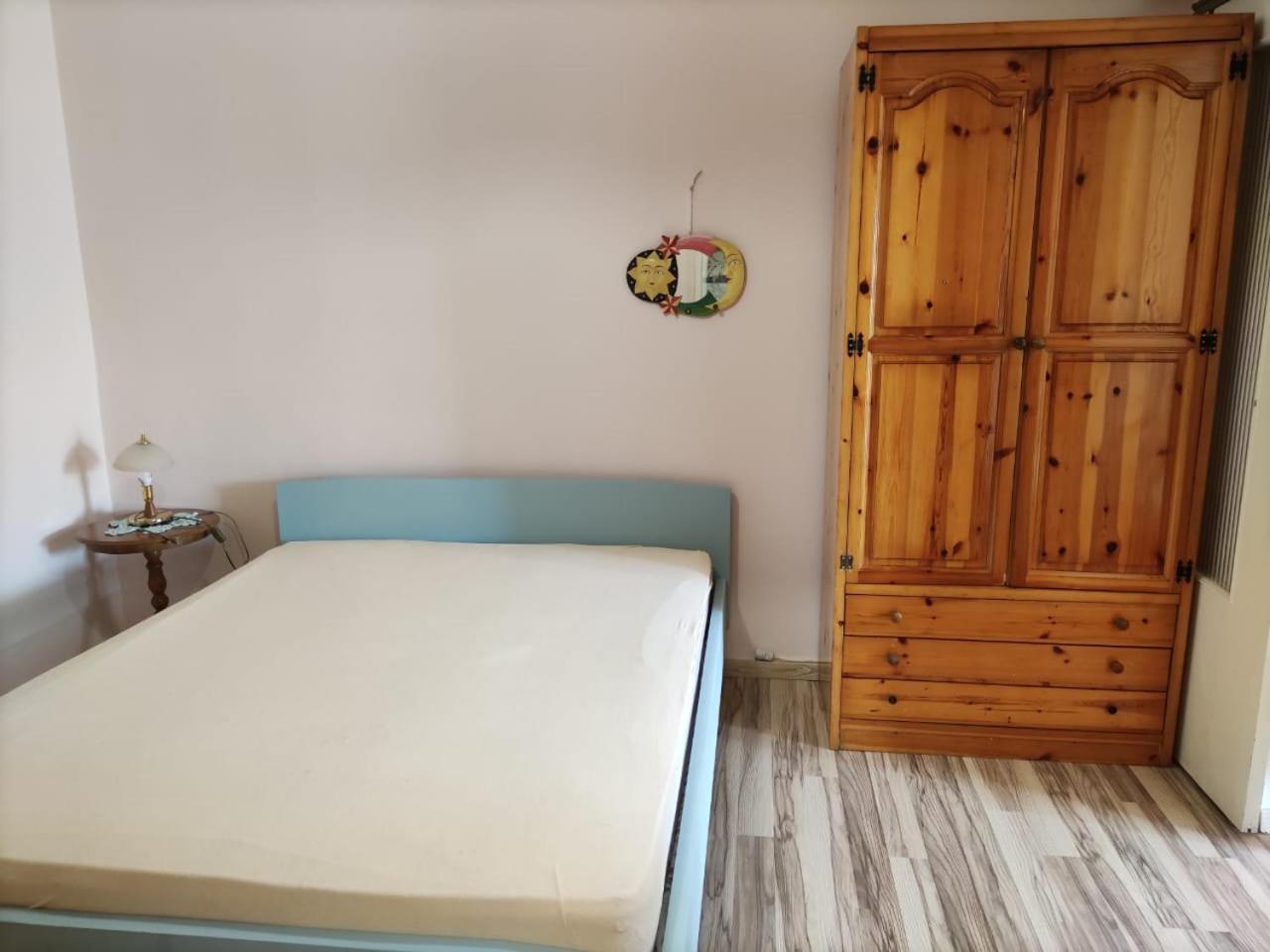 Sissy Apartment Vrahati Exteriör bild